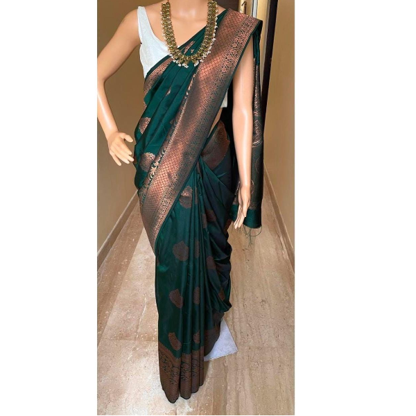 Reeta Fashion Designer Soft Litchi Silk Cloth Jacquard Work Saree with  Unstitched Blouse at Rs 520/piece | Shakti Nagar | Surat | ID: 2851560616330